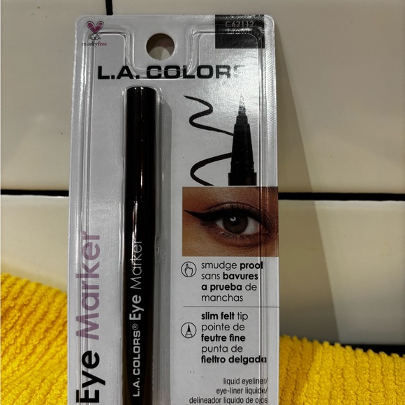 L.A. Colors Eye Marker - Deep Brown - Picture 2 of 2